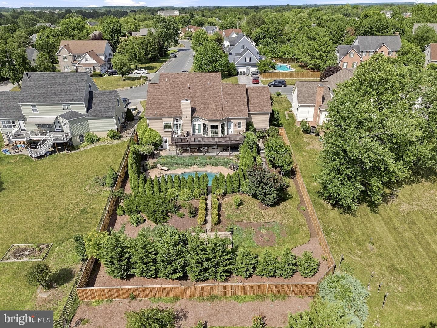 297 Huntersridge Road photo 98