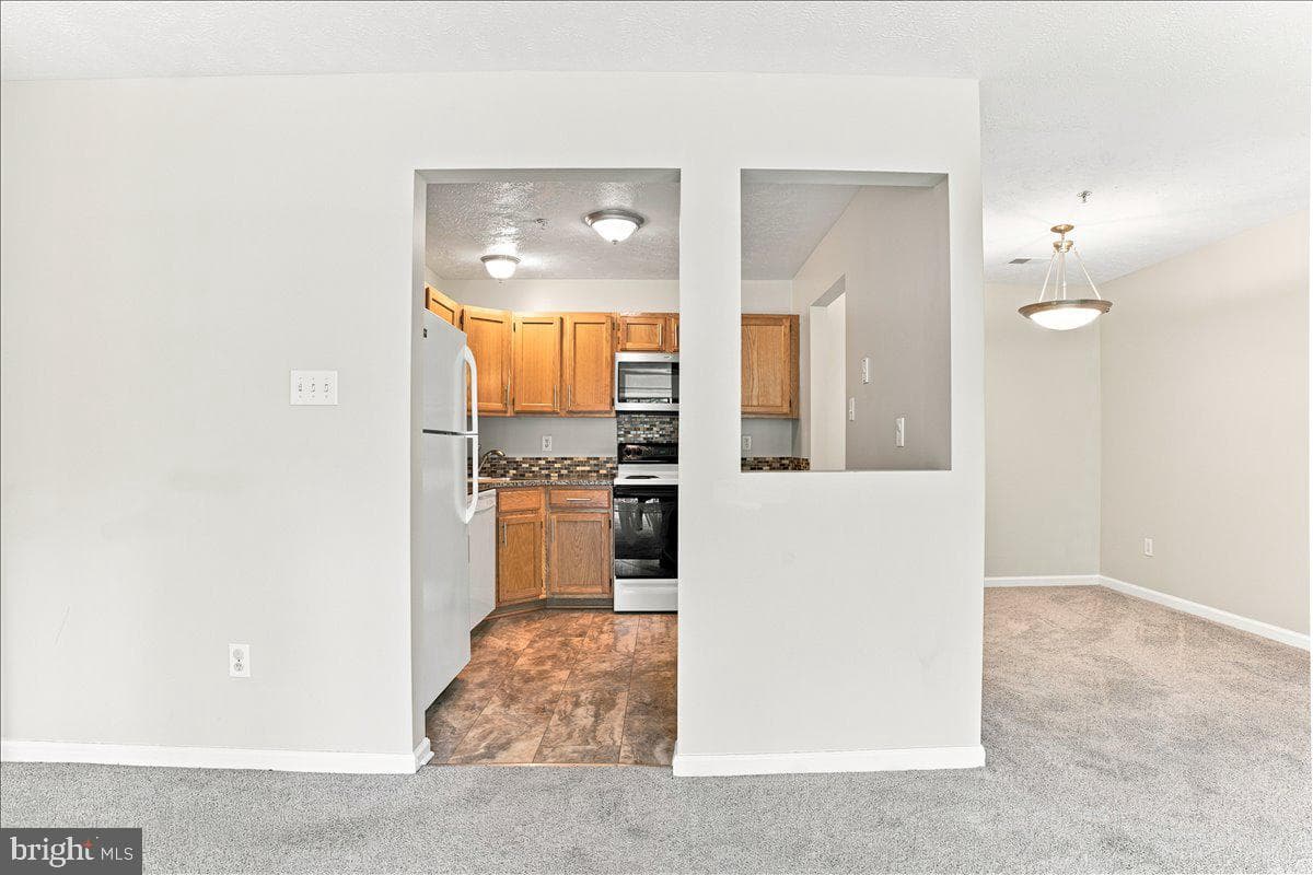 127 Brookland Terrace #8 photo 9