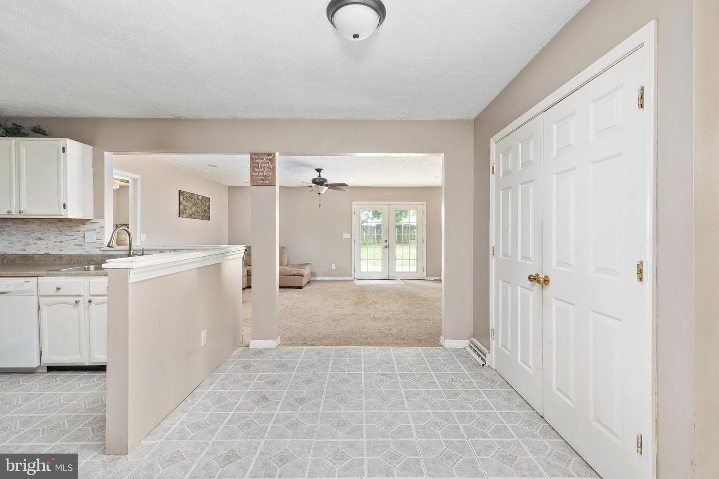 113 Lakewood Drive photo 9
