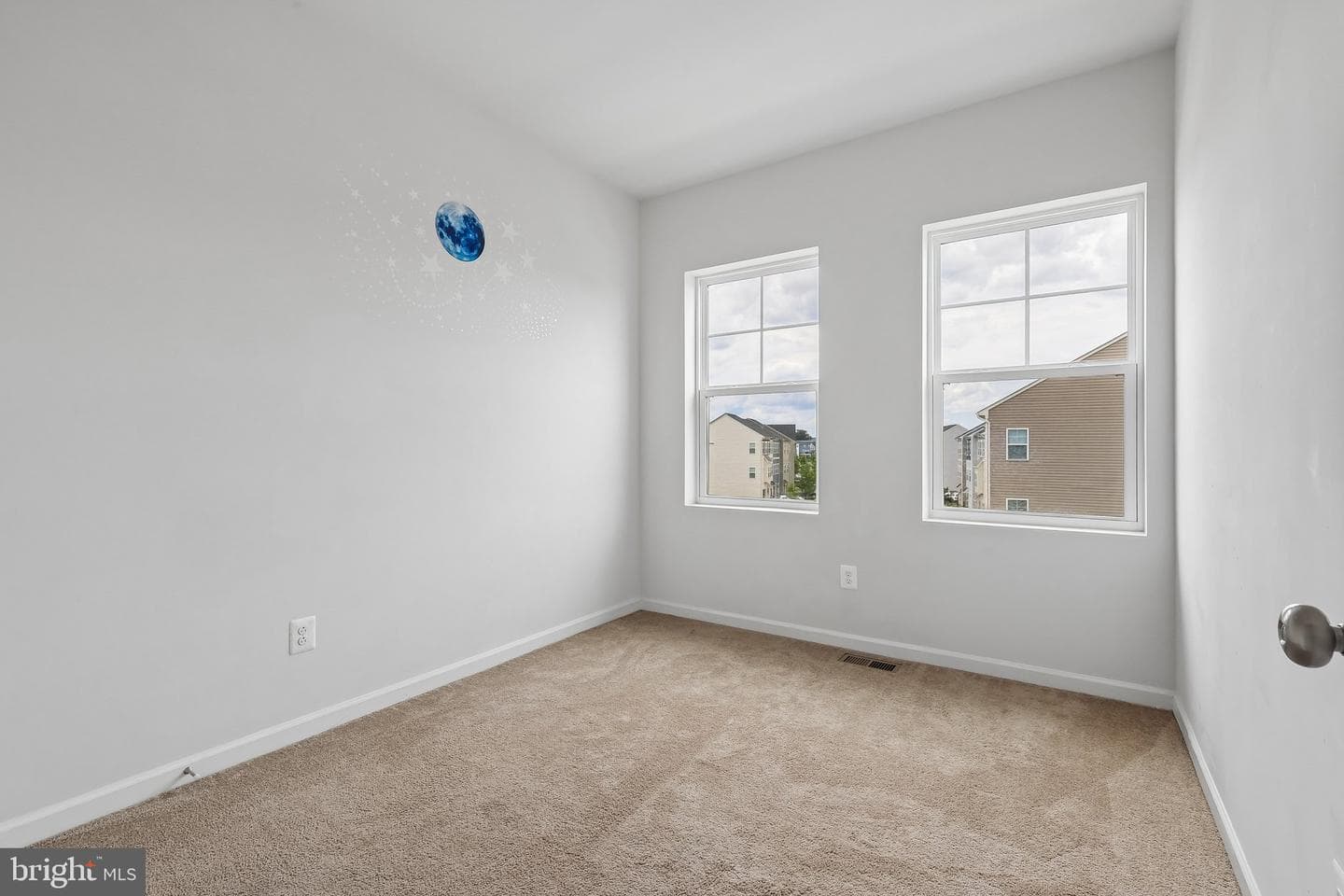 215 Starry Way Dr photo 18