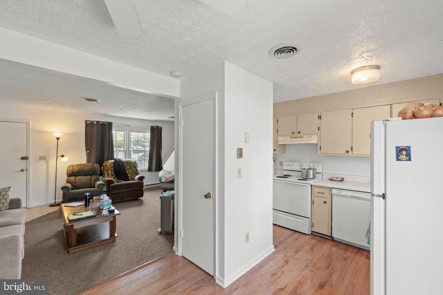 96 Hackberry Drive photo 6