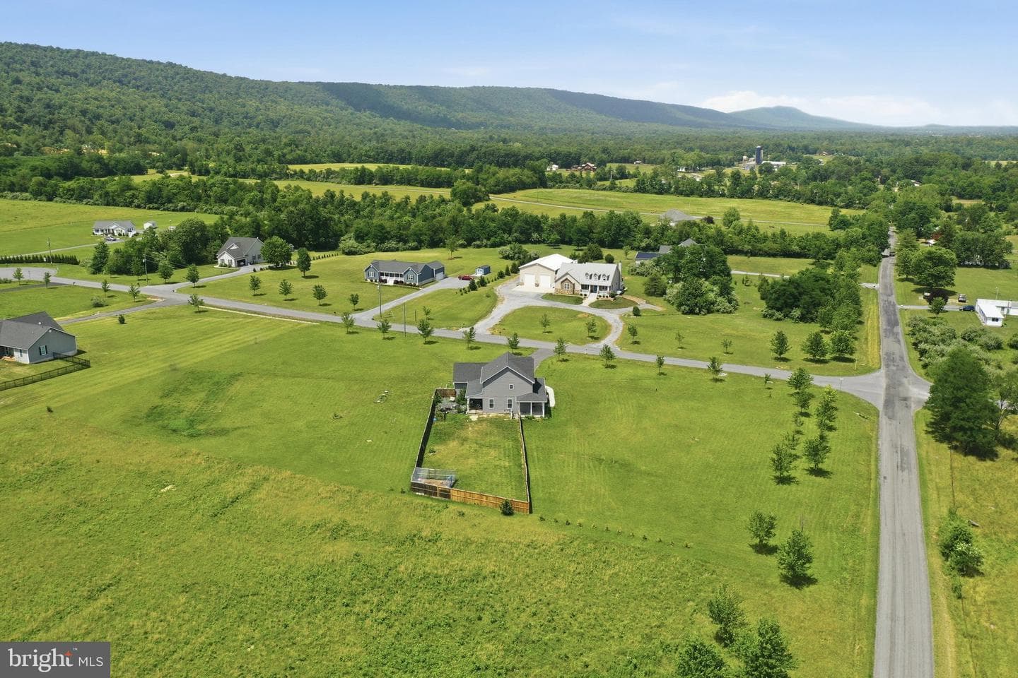 115 Marion Drive photo 34