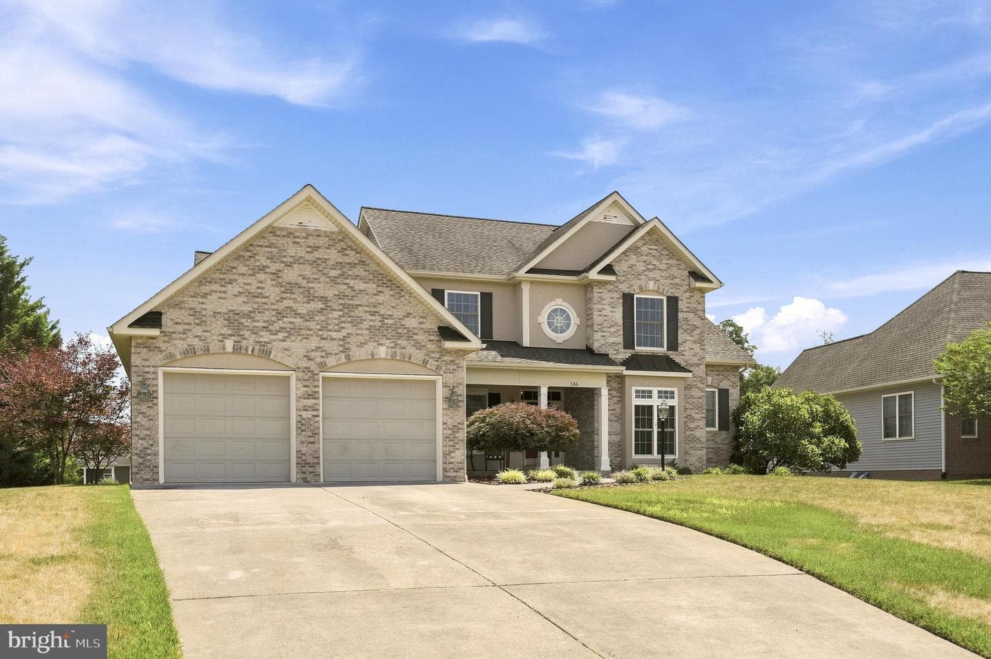 136 Cahille Drive photo 6