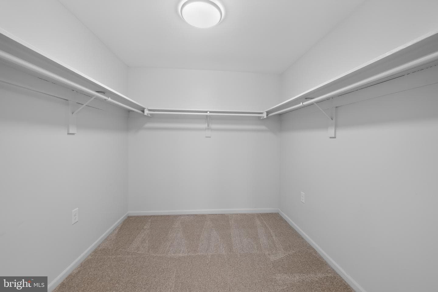 233 Sunset Circle photo 34