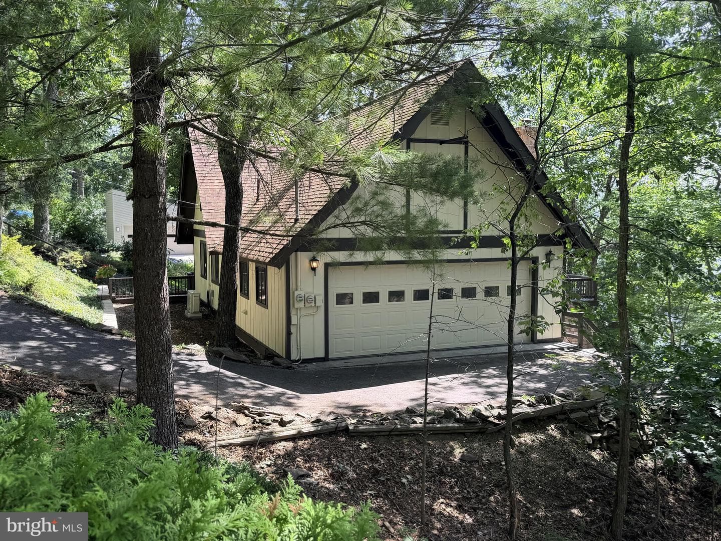 233 Sunset Circle photo 6