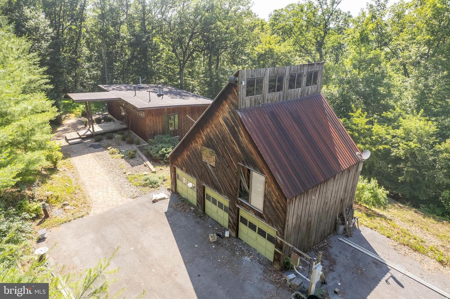 432 Spring Valley Drive, Winchester