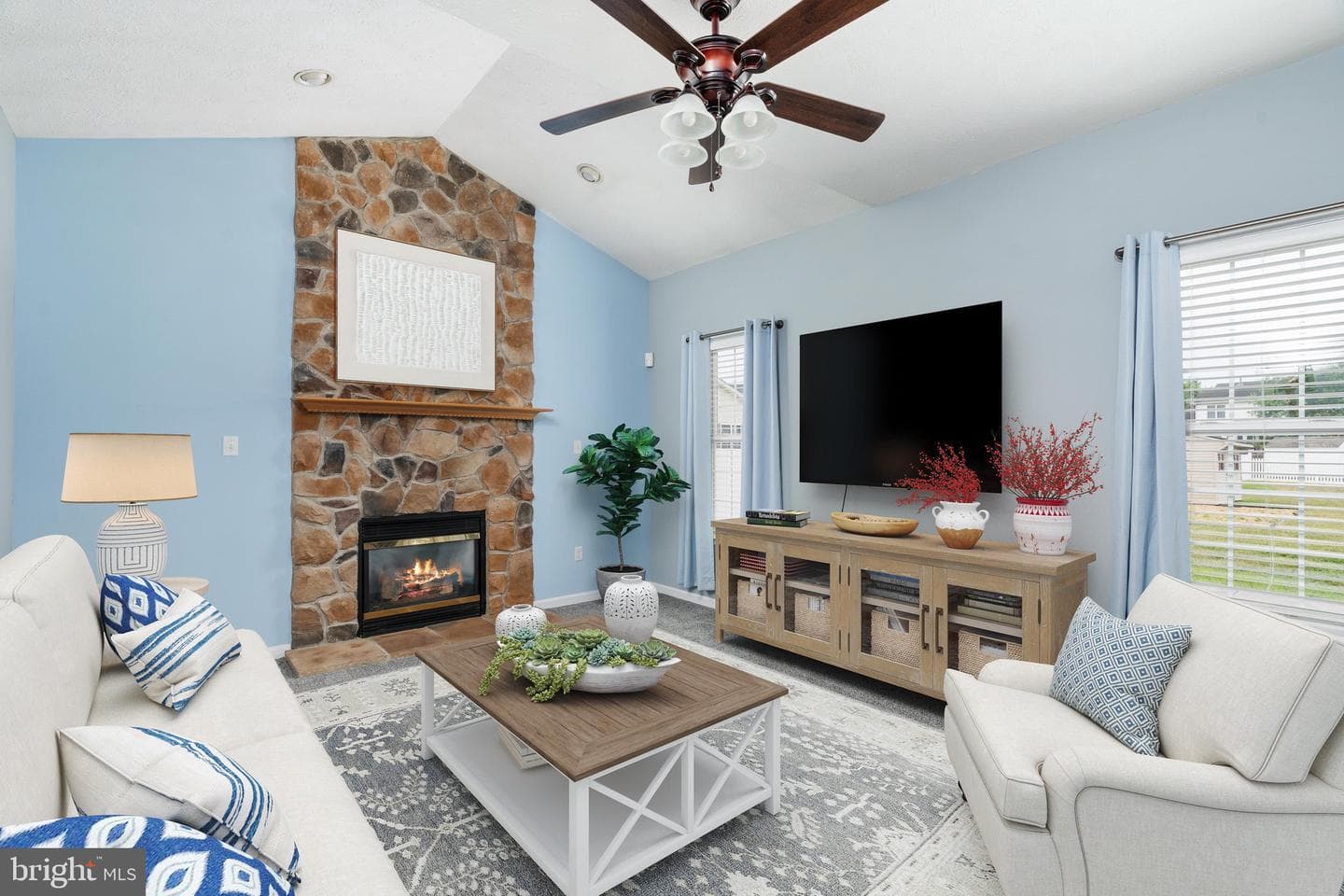 104 Lariat Court photo 17