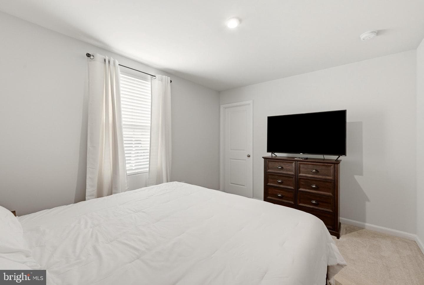 154 Dursley Circle photo 19
