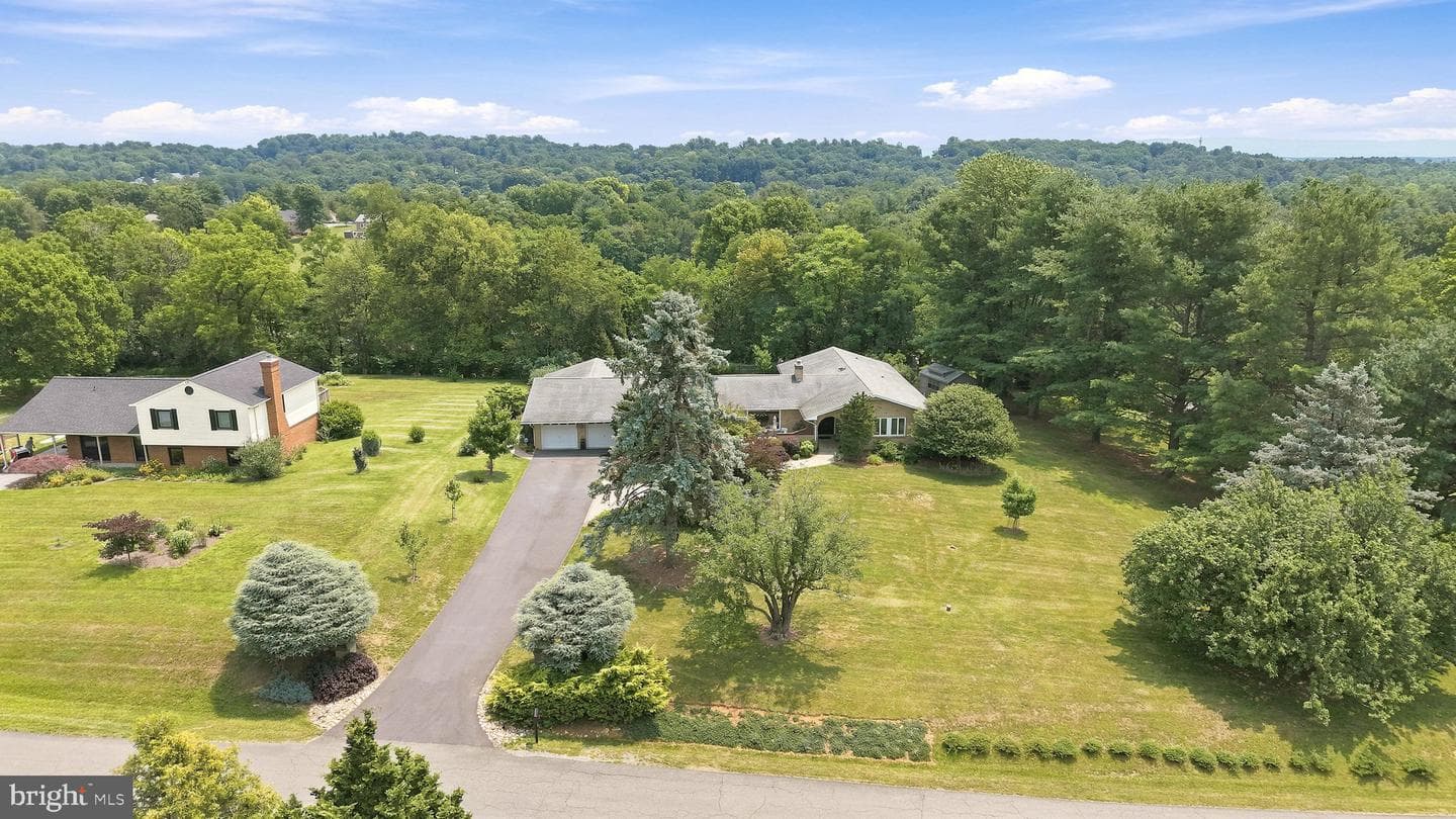 140 Stonebrook Road photo 21