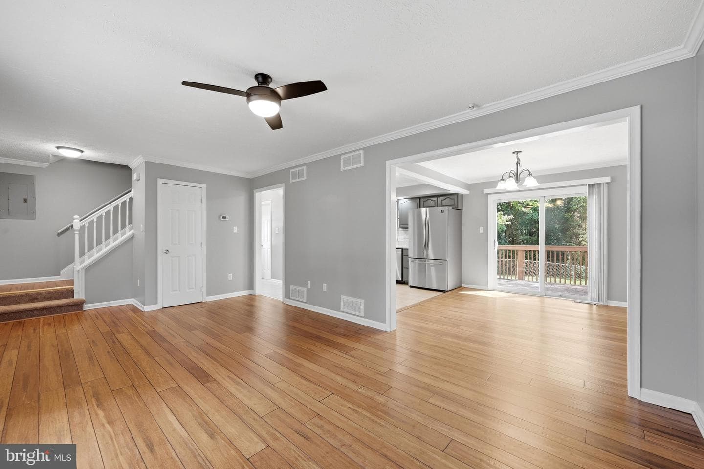 100 Oakmont Circle photo 7