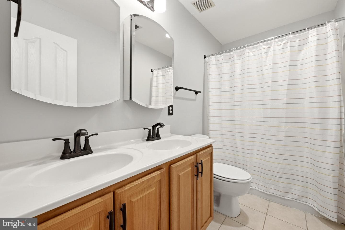 151 Travis Court photo 30