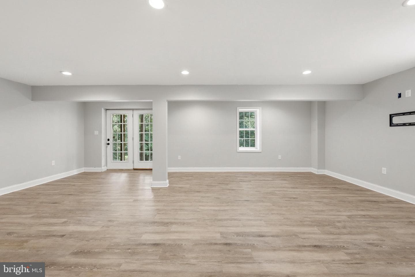 151 Travis Court photo 38