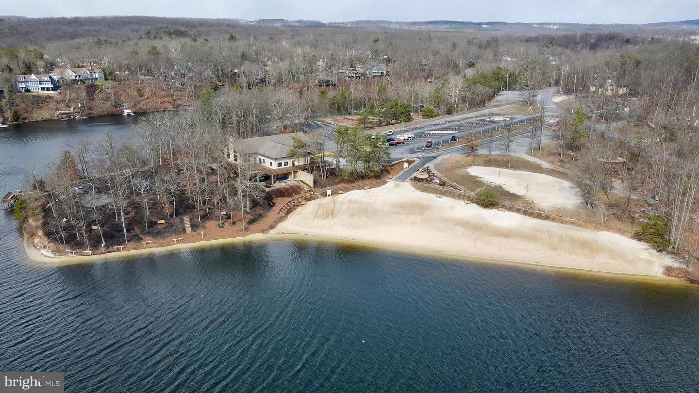 607 S Lakeview Drive photo 44