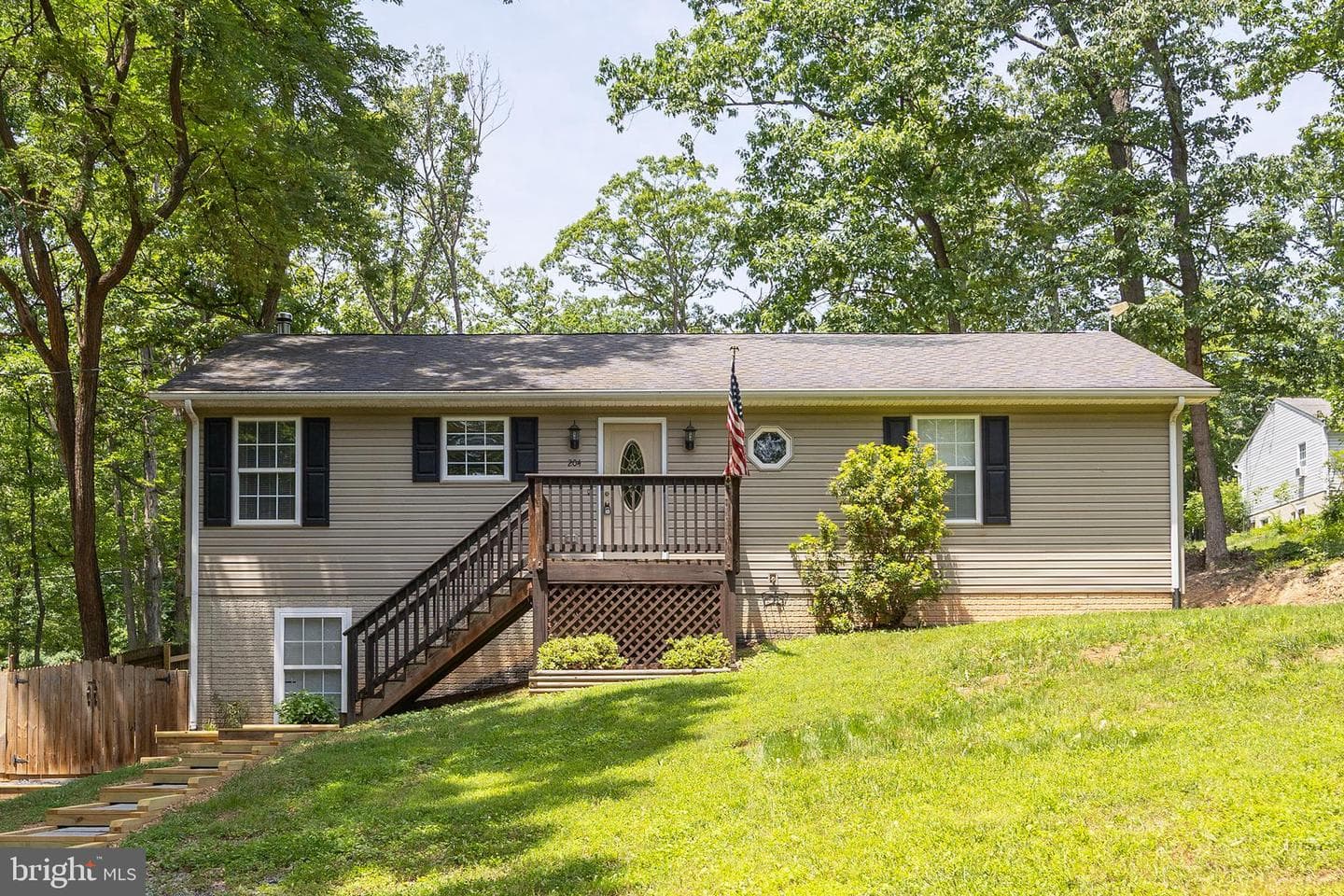 204 Cochise Trail, Winchester