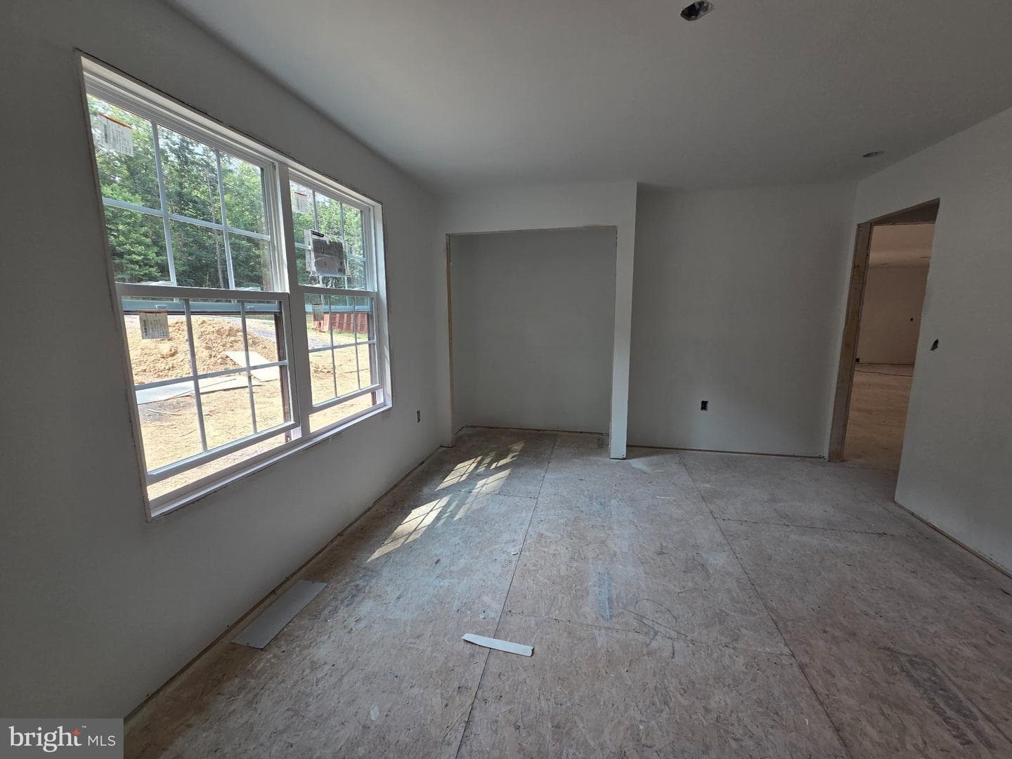 150 Four Seasons Drive E photo 10