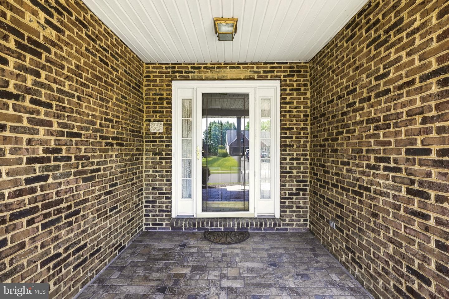 231 Bentley Avenue photo 3