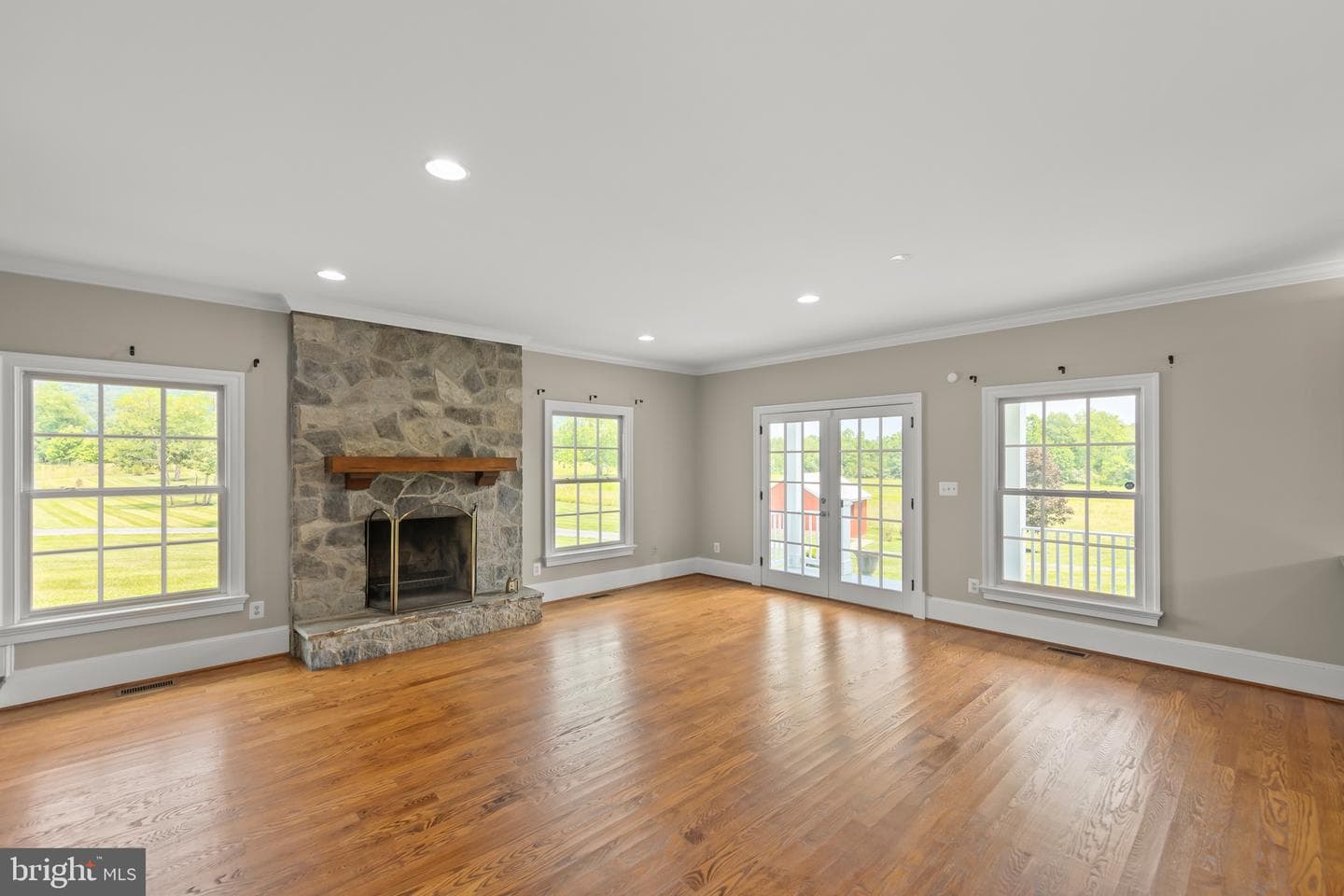 582 Miller Road photo 12