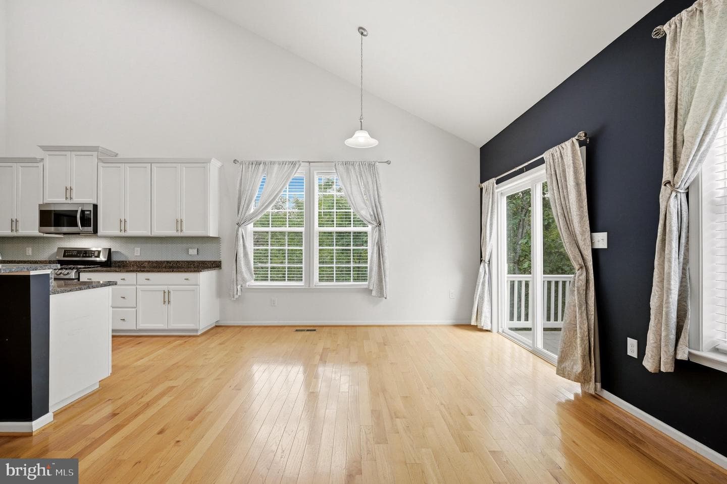 210 Woods Drive photo 16