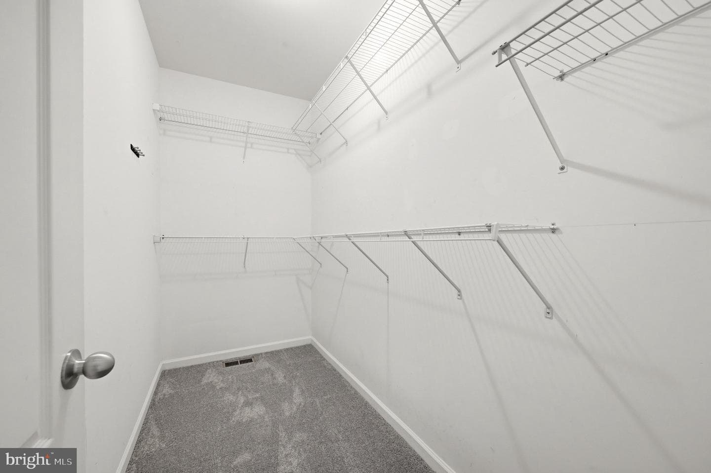210 Woods Drive photo 31