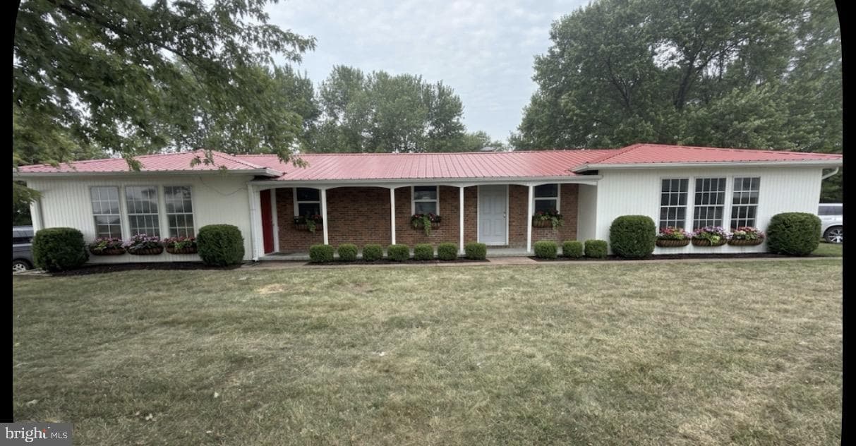 130 White Oak Road, White Post