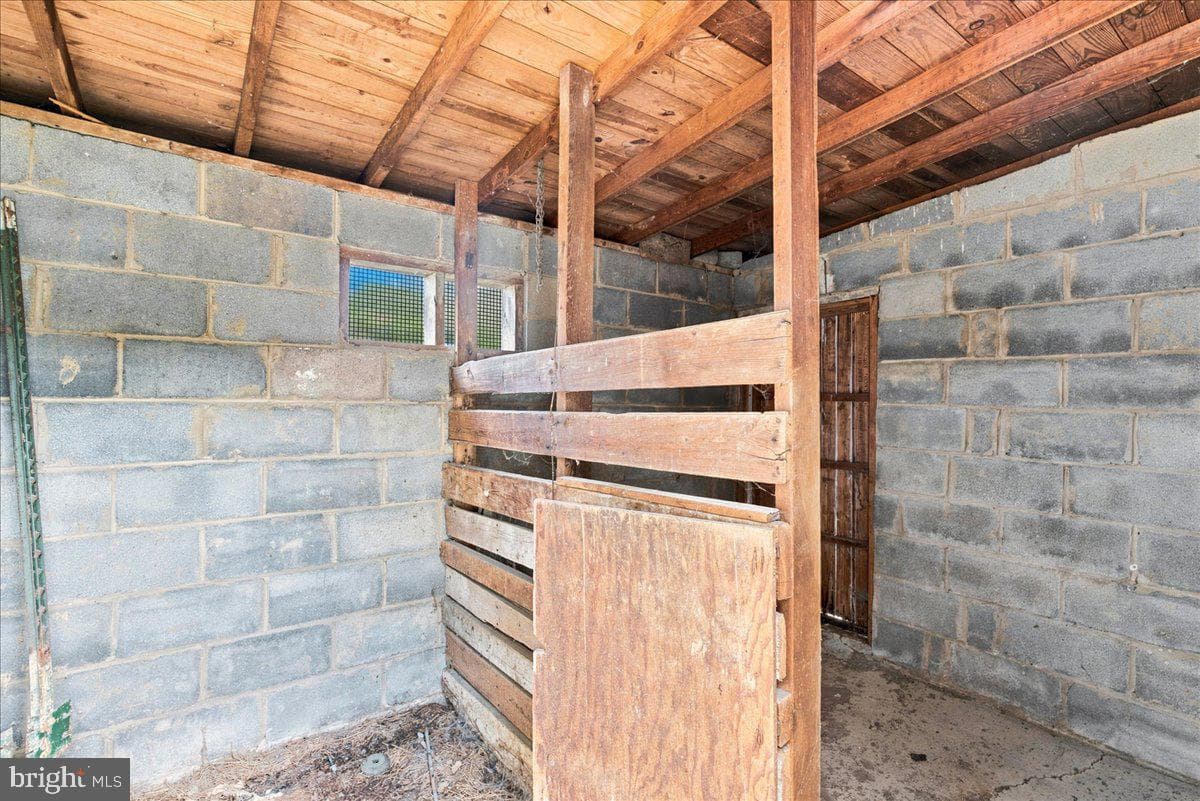 147 Family Drive photo 34