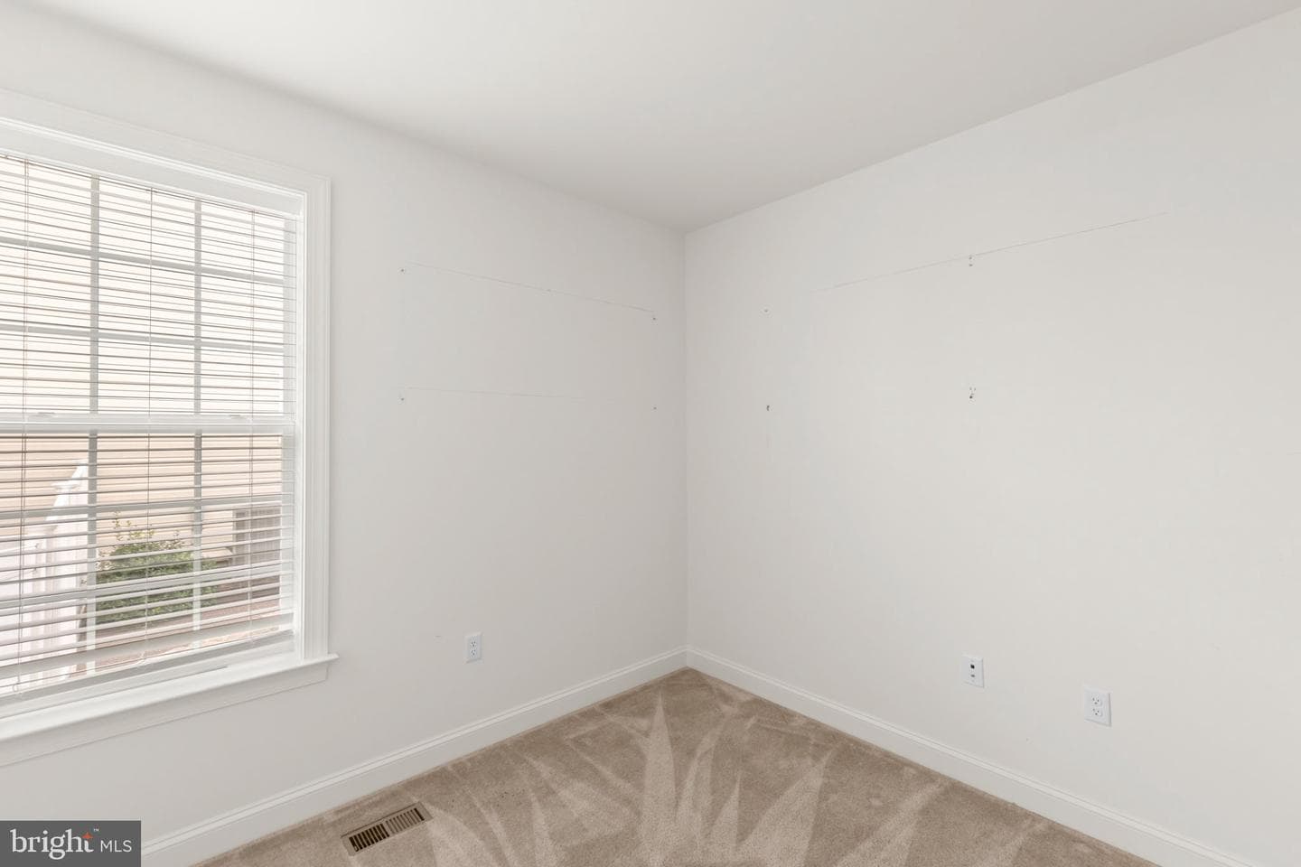 209 Bridgewater Drive photo 24