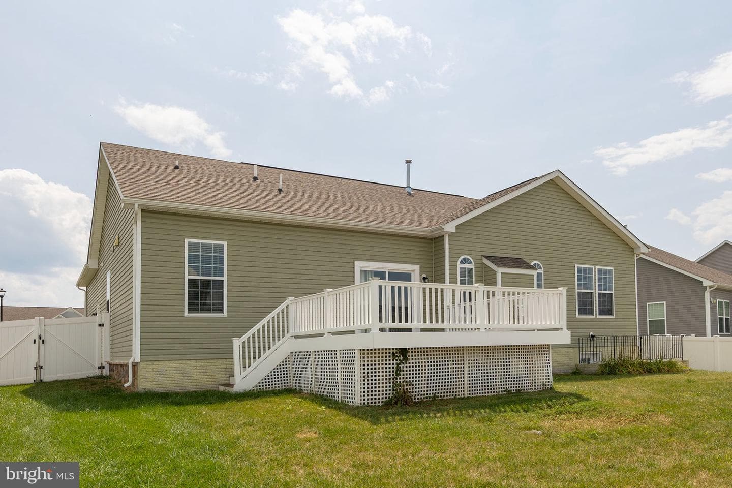 209 Bridgewater Drive photo 37