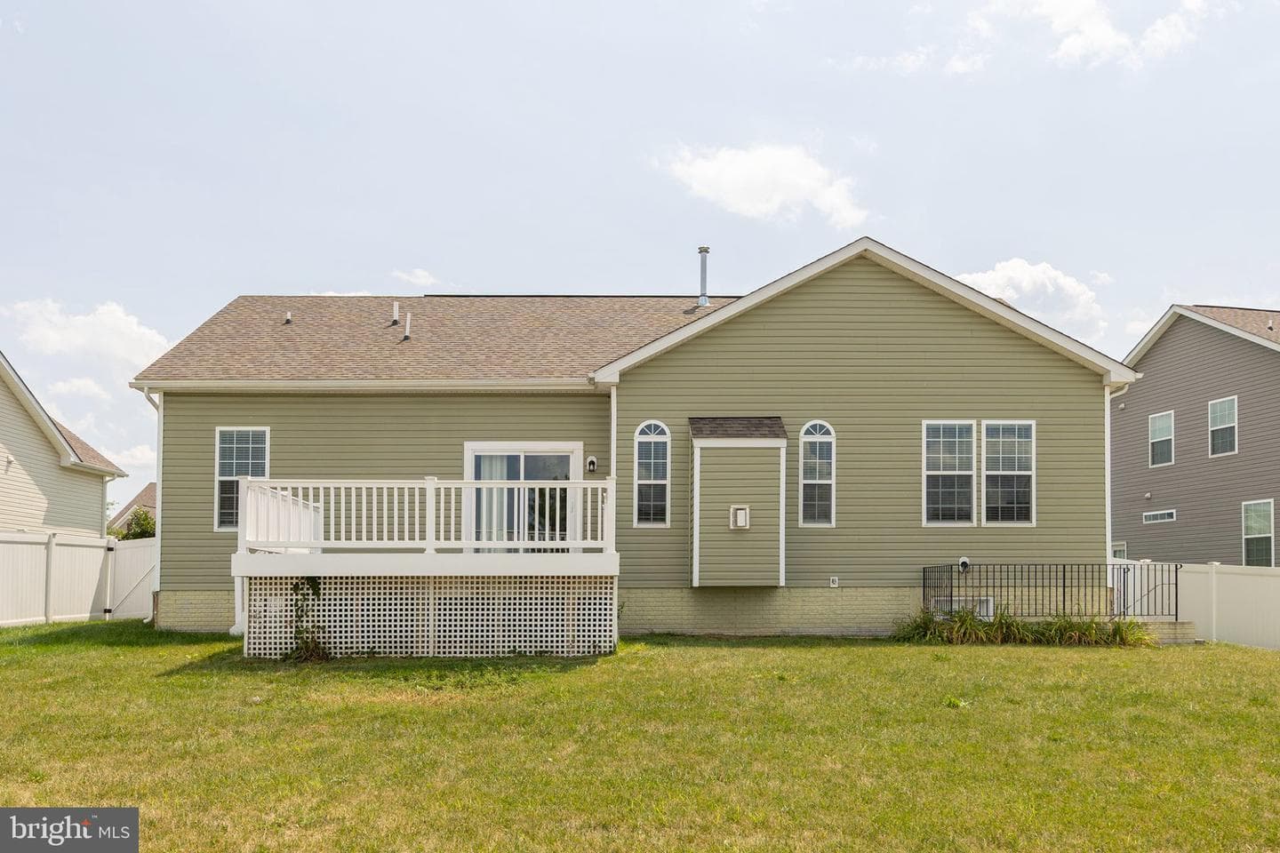 209 Bridgewater Drive photo 38