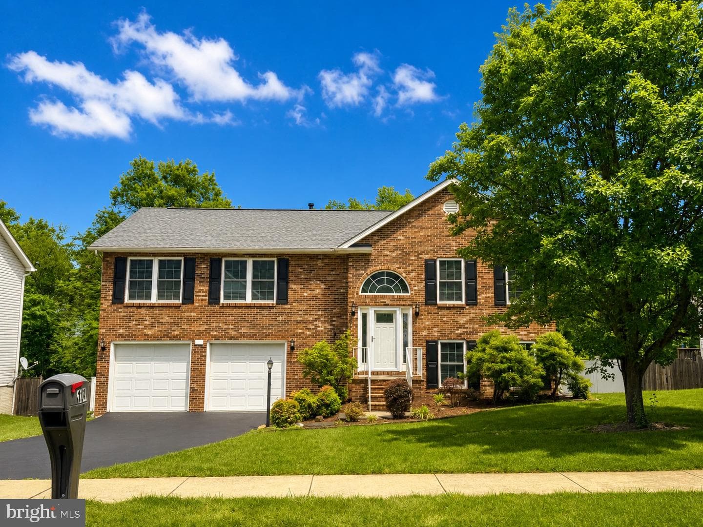 104 Foxglove Drive photo 1