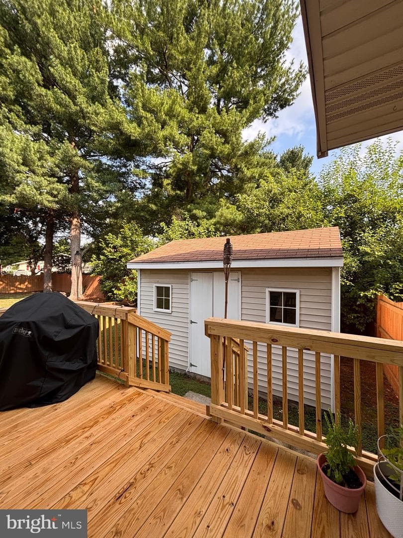 323 Dogwood Road photo 5