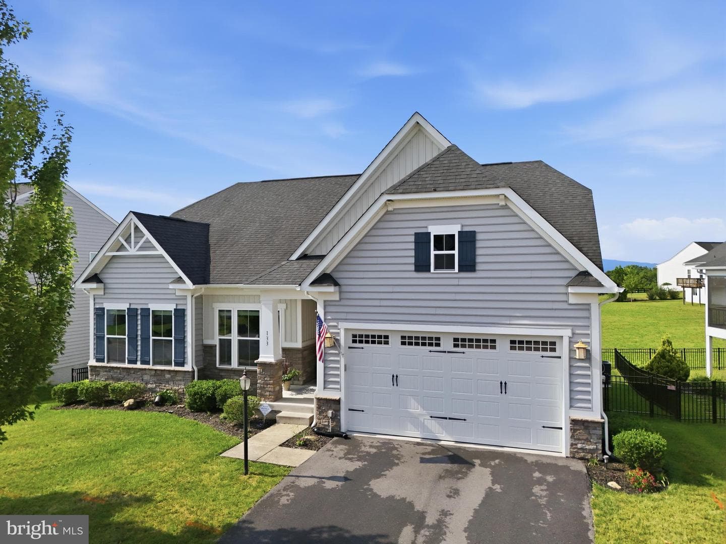 133 Skipper Drive photo 1