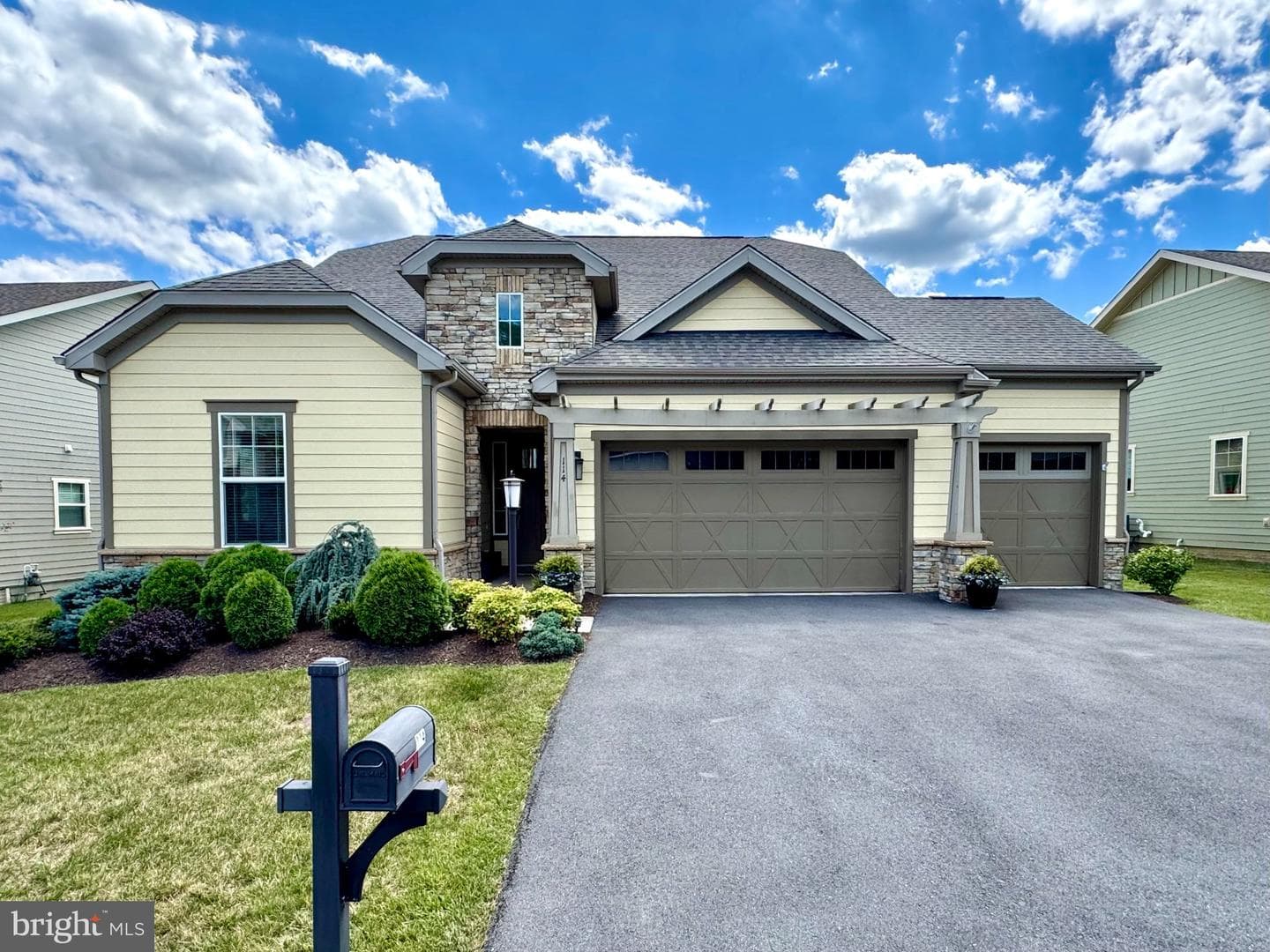 114 Turnstone Lane photo 1