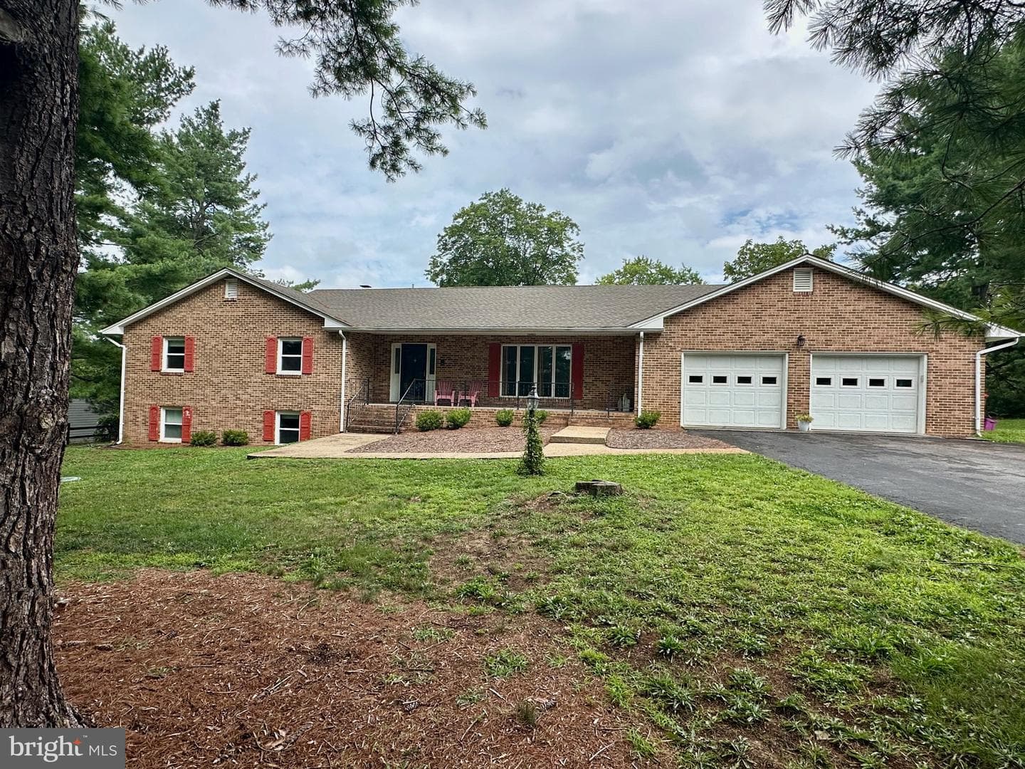 146 Stonebrook Road photo 1
