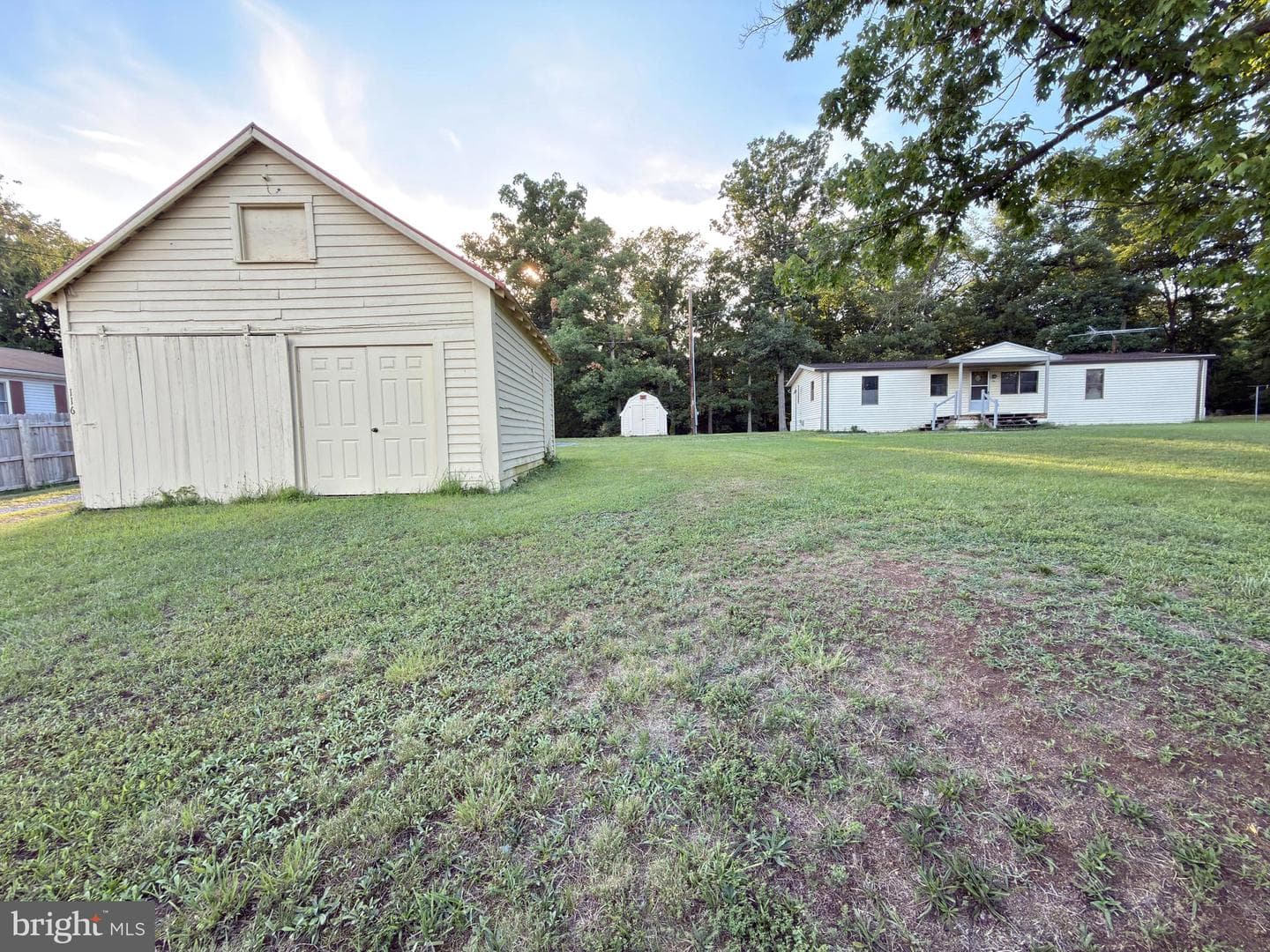 116 Waterloo Court photo 1