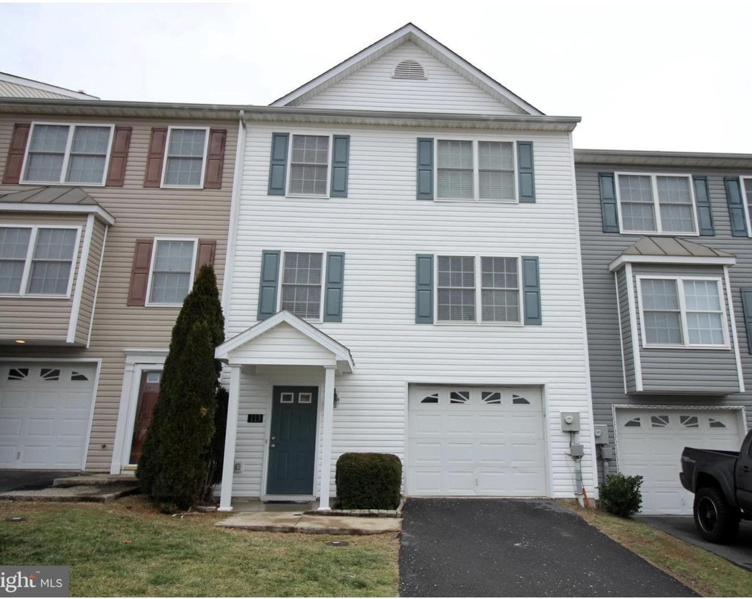 113 Windmill Lane photo 1