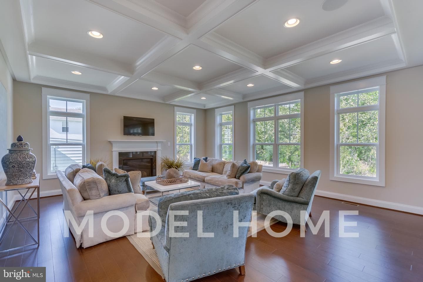 1743 Pimmit Drive photo 6