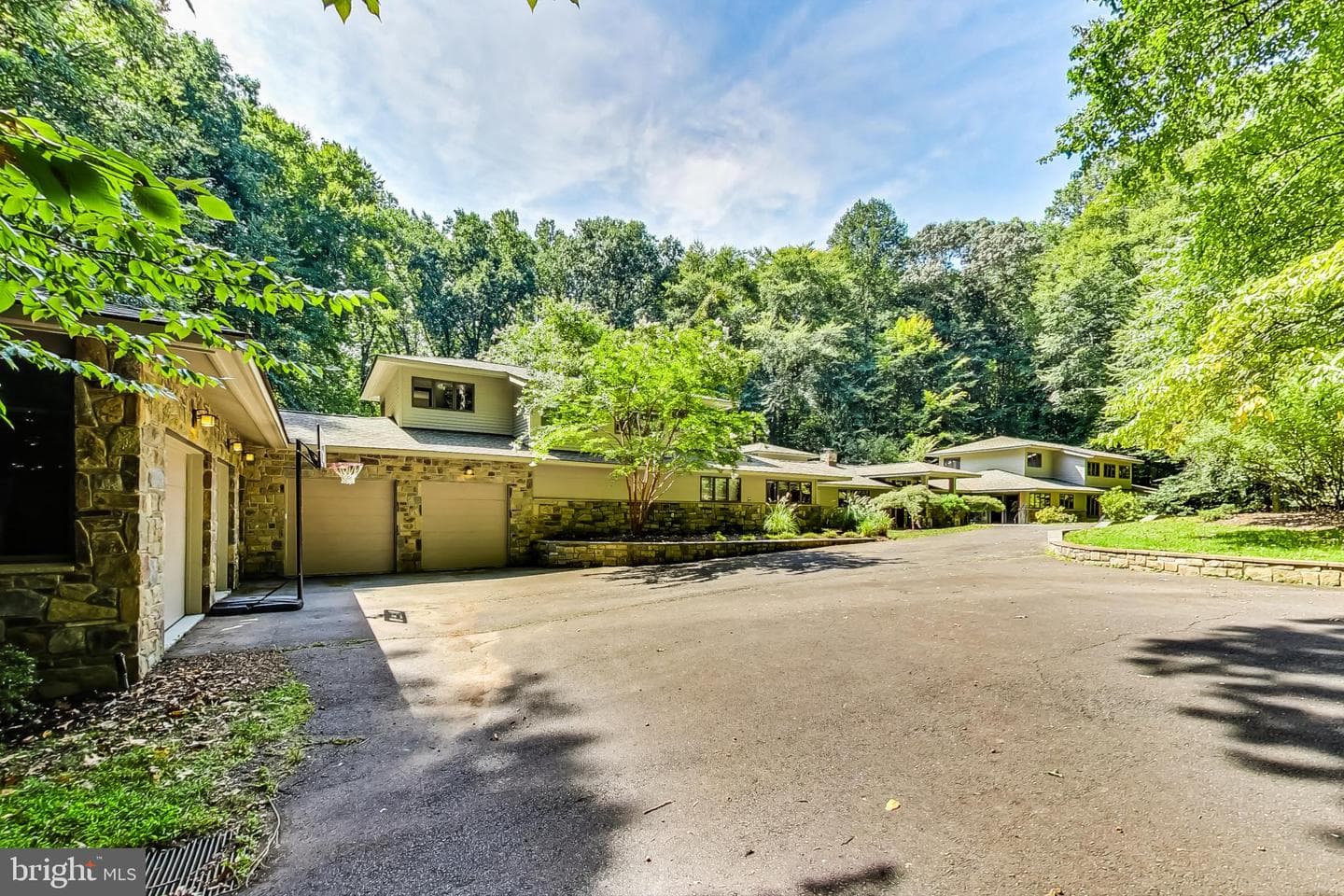 9561 Bell Drive photo 10