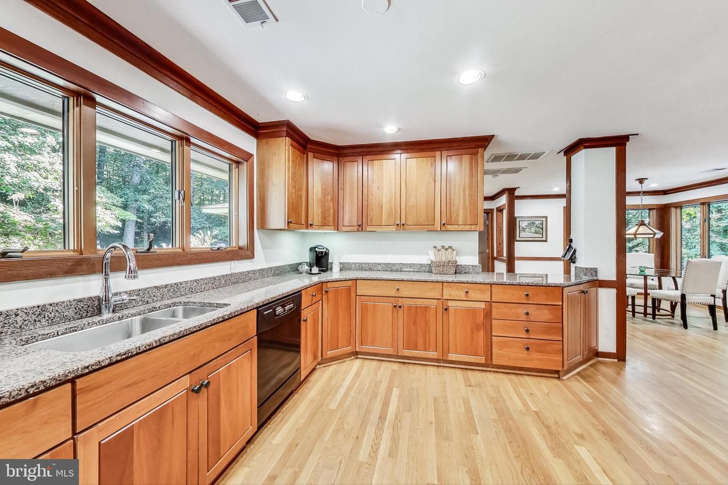 9561 Bell Drive photo 20