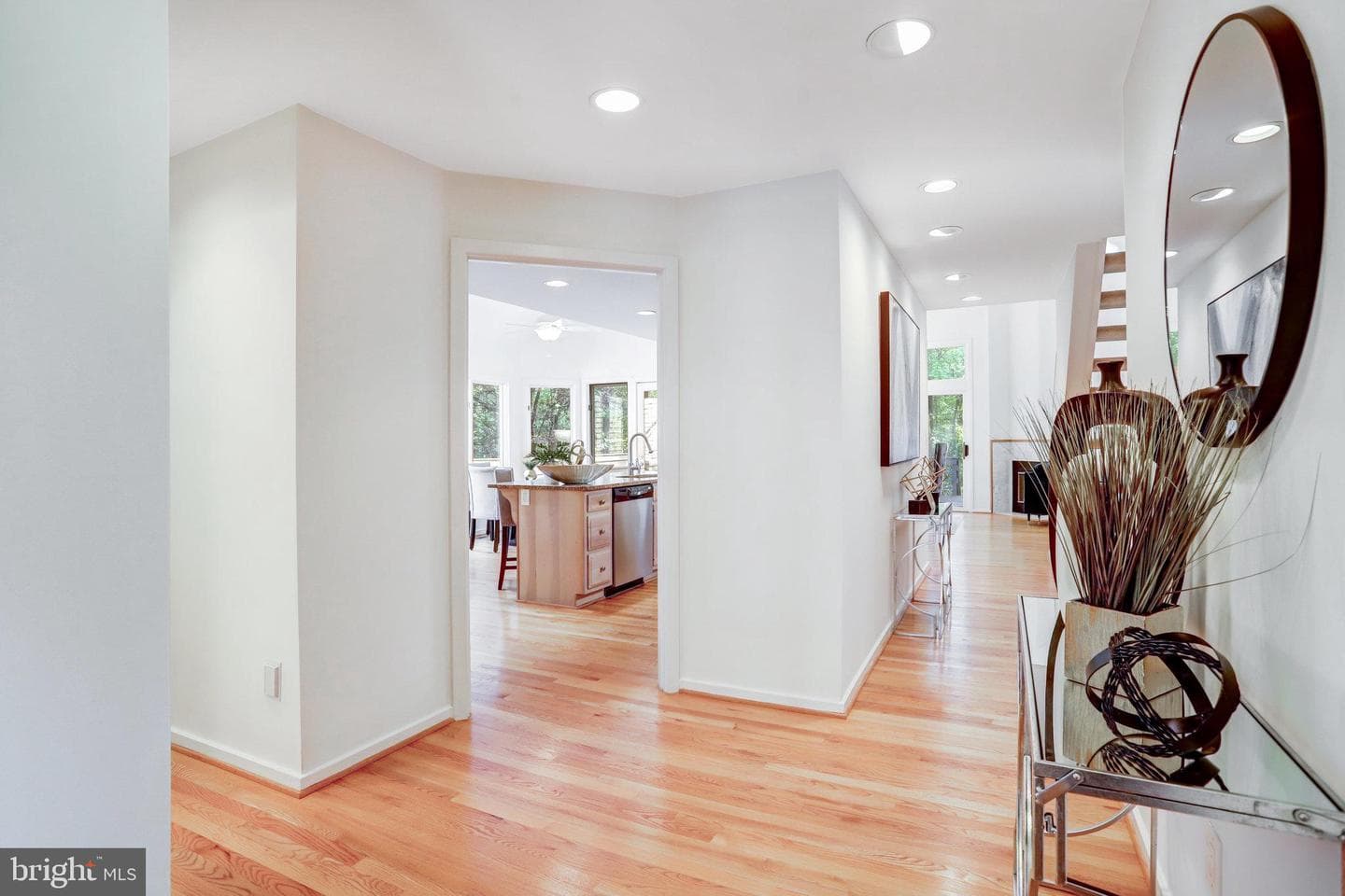 1614 Woodstock Lane photo 18