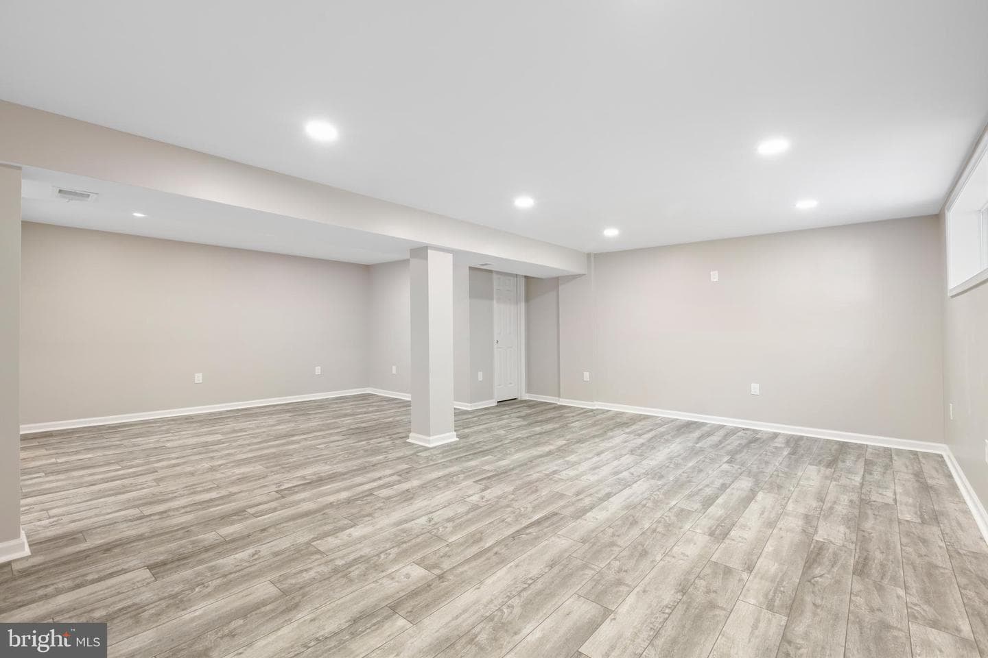 8821 Lagrange Street photo 38