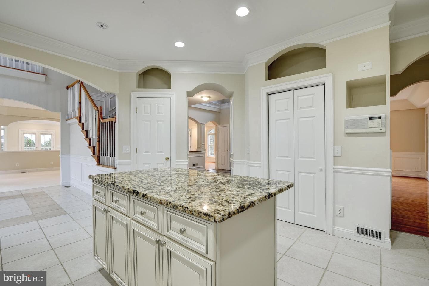 6614 Quander Road photo 6