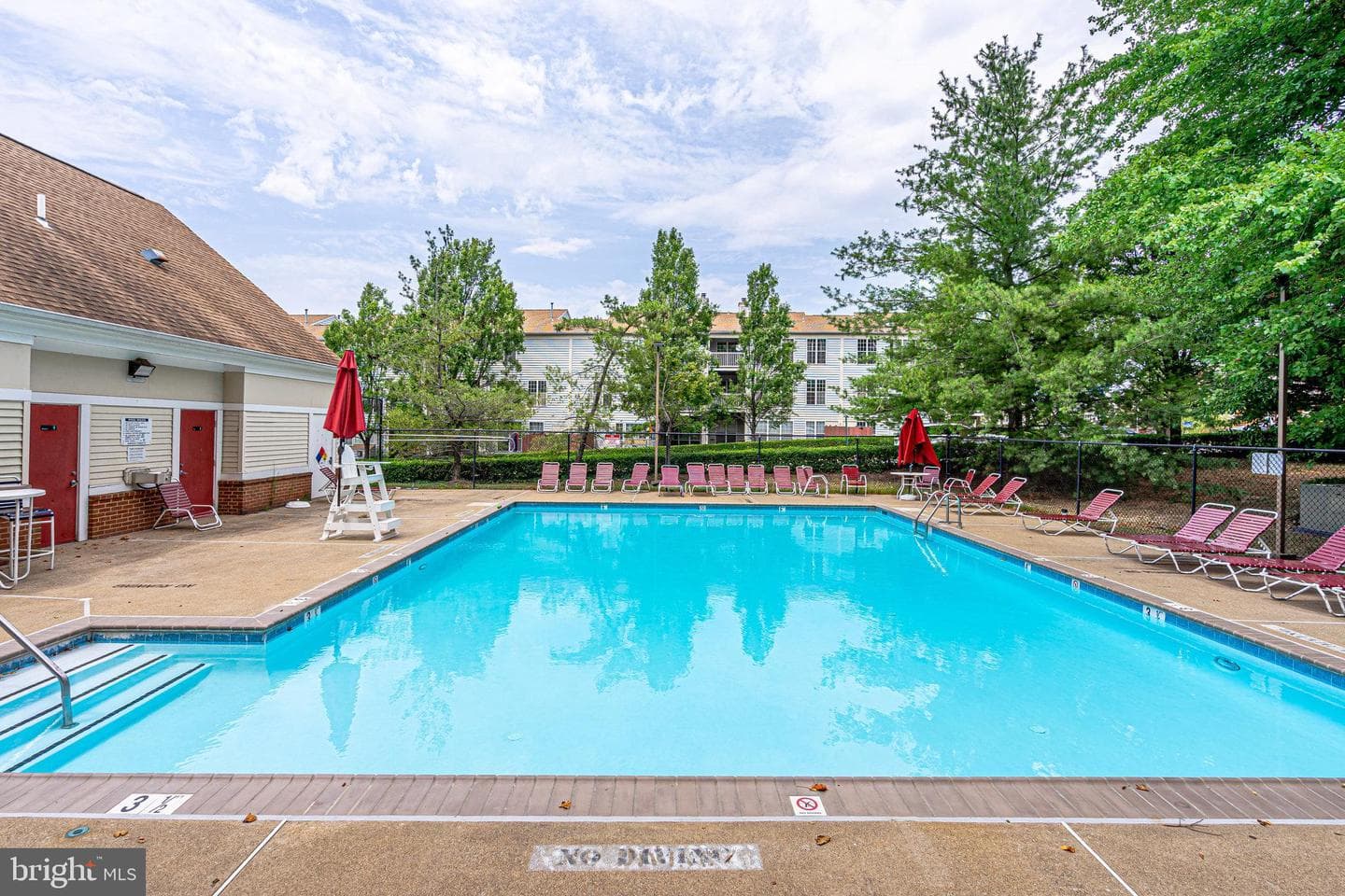 8210 Crossbrook Court #202 photo 25