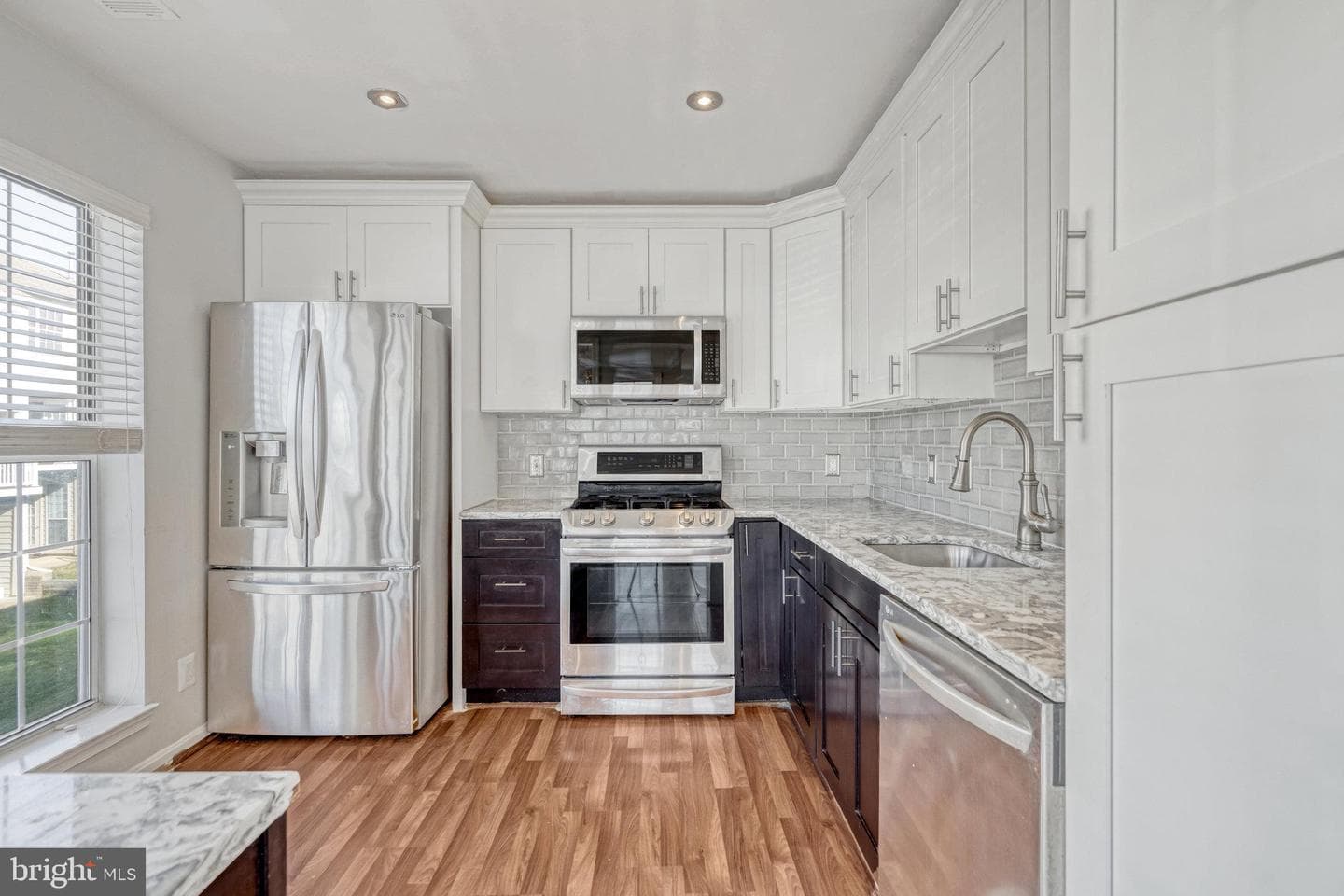 8210 Crossbrook Court #202 photo 8