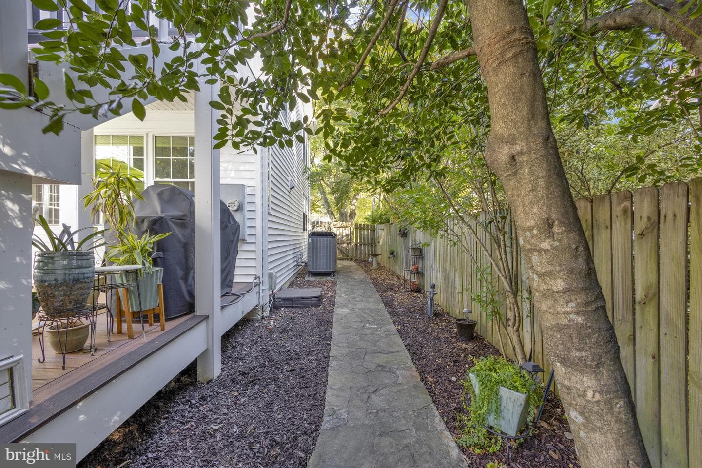 3016 Strathmeade Street photo 79