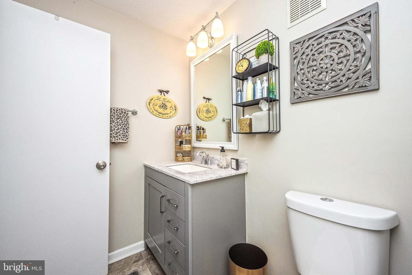 10180 Oakton Terrace Road #10180 photo 22