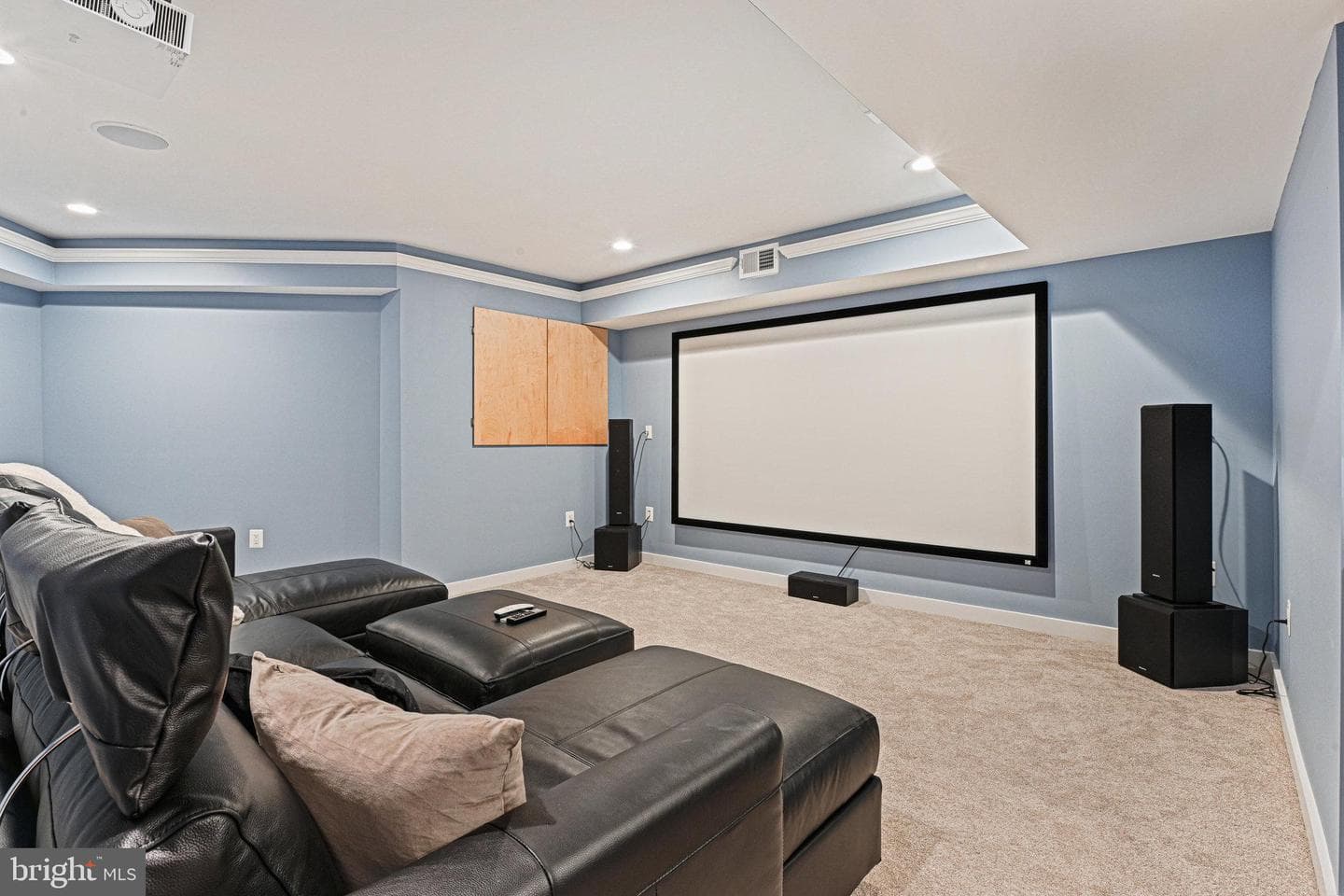 11591 Lake Newport Road photo 55