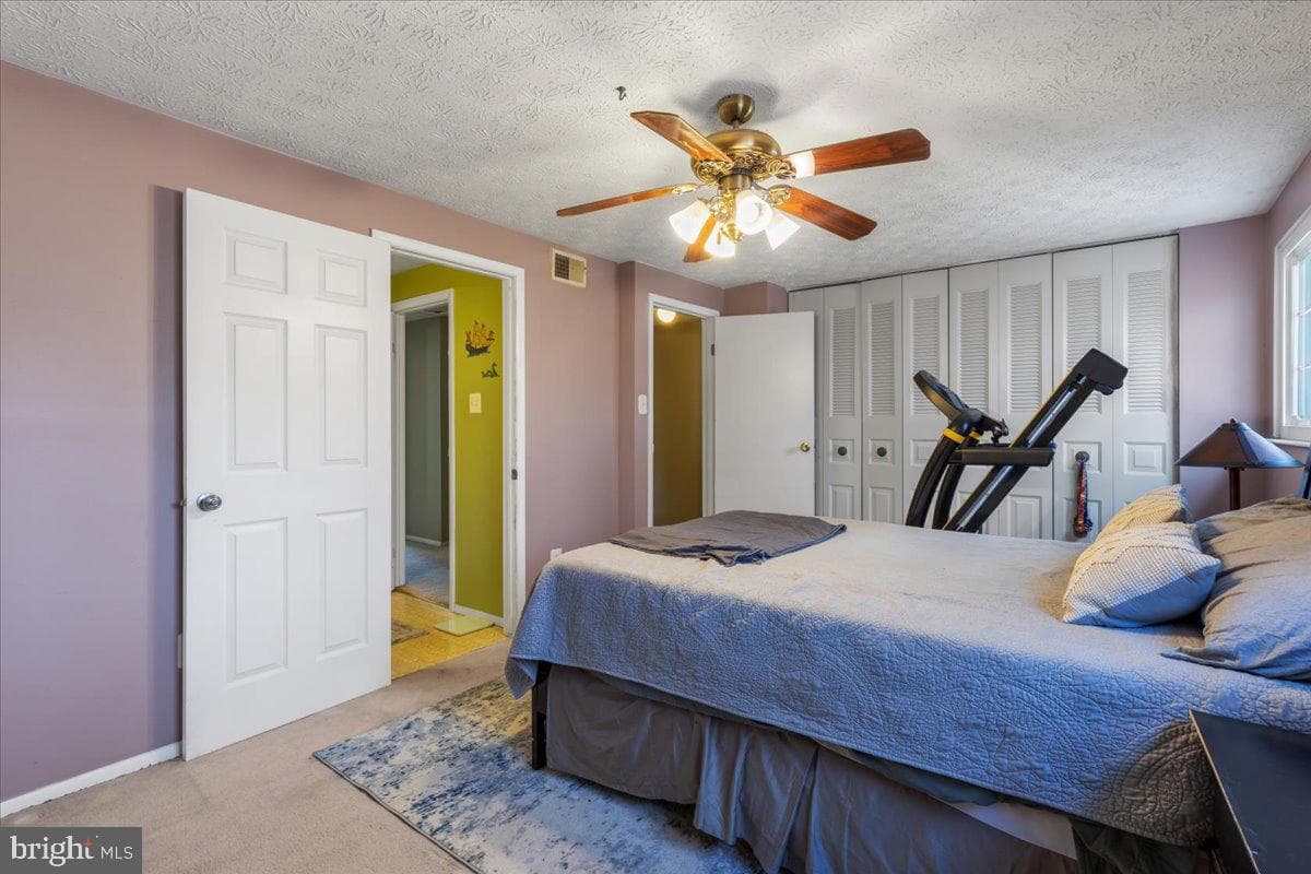 1581 Stowe Court photo 23