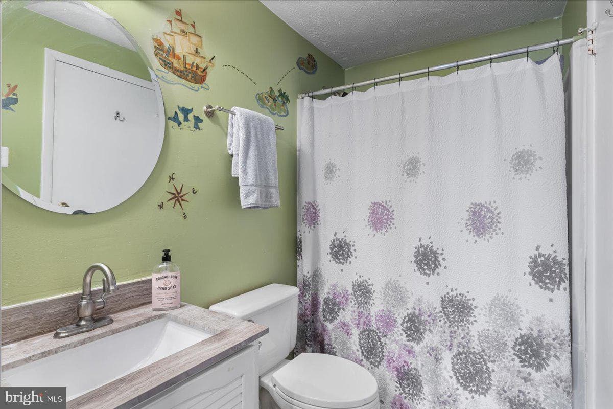 1581 Stowe Court photo 27
