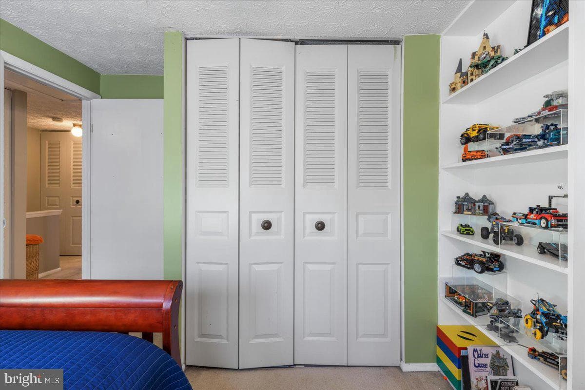1581 Stowe Court photo 30
