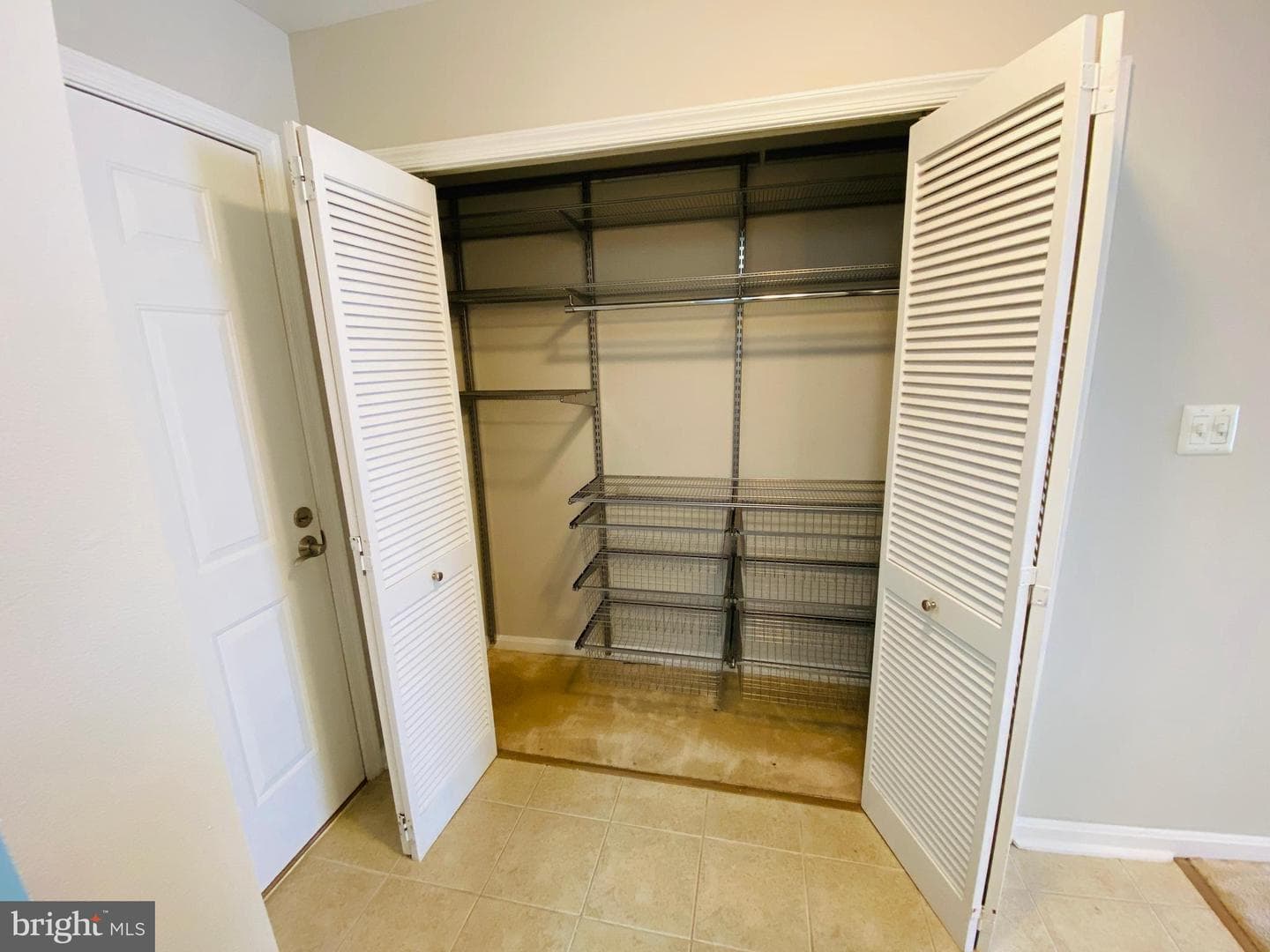 3175 Summit Square Drive #5-B6 photo 15